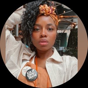 Meet your Posher, Xaviera